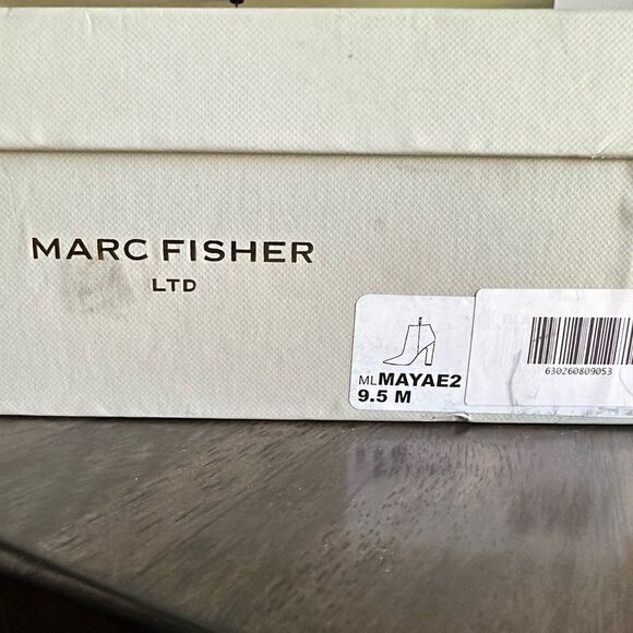 NIB -Marc Fisher Black Mayae Pointed Toe Sculpted 4.5” Heel Bootie - Size 9.5 - Picture 6 of 8